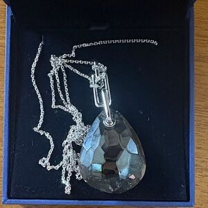 New Swarovski Silver Teardrop Necklace
